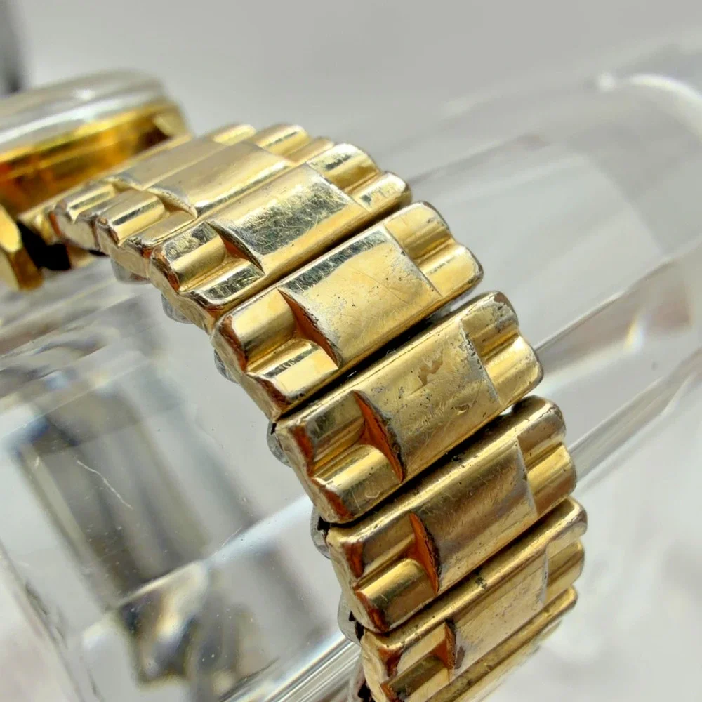 Medco 17 Jewels Selfwinding Swiss Made Ladies Watch Date Gold Tone Parts